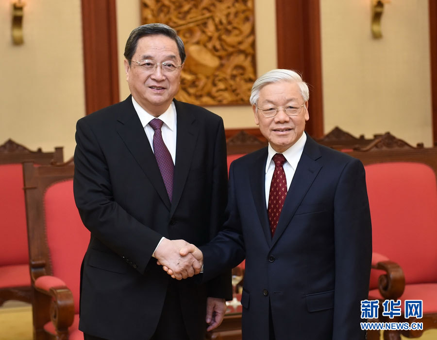 12月25日至27日，中共中央政治局常委、全國政協(xié)主席俞正聲對越南進行正式訪問。這是12月26日，俞正聲在河內(nèi)會見越共中央總書記阮富仲。 新華社記者劉建生攝