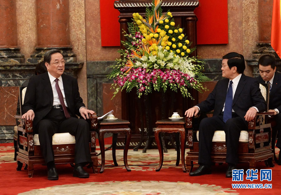 12月25日至27日，中共中央政治局常委、全國政協(xié)主席俞正聲對越南進行正式訪問。這是12月26日，俞正聲在河內(nèi)會見越南國家主席張晉創(chuàng)。 新華社記者劉建生攝