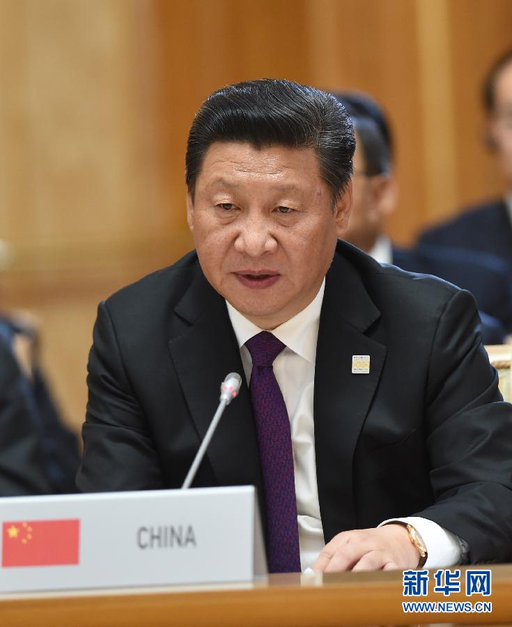 7月9日，金磚國家領(lǐng)導(dǎo)人第七次會(huì)晤在俄羅斯烏法舉行。中國國家主席習(xí)近平、俄羅斯總統(tǒng)普京、巴西總統(tǒng)羅塞夫、印度總理莫迪、南非總統(tǒng)祖馬出席。這是習(xí)近平發(fā)表題為《共建伙伴關(guān)系　共創(chuàng)美好未來》的主旨講話。新華社記者 饒愛民 攝 