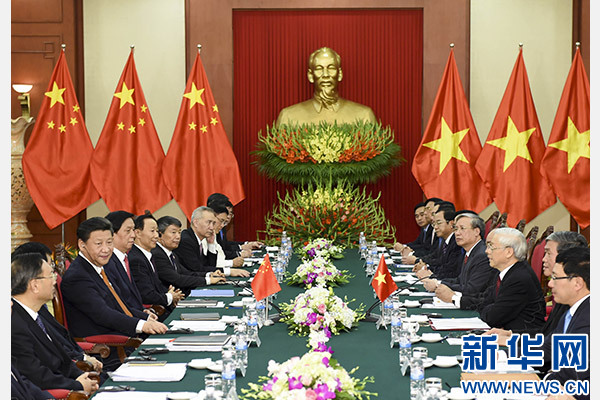 11月5日，中共中央總書記、國家主席習(xí)近平在河內(nèi)同越共中央總書記阮富仲舉行會談。 新華社記者李學(xué)仁攝