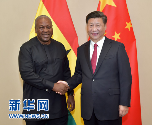 12月3日，國家主席習(xí)近平在約翰內(nèi)斯堡會見加納總統(tǒng)馬哈馬。新華社記者 李濤 攝 

