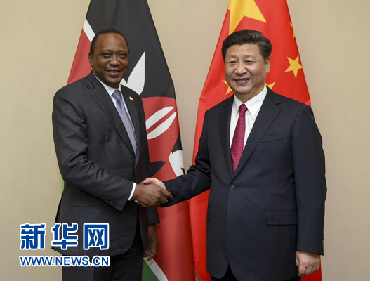 12月3日，國家主席習(xí)近平在約翰內(nèi)斯堡會見肯尼亞總統(tǒng)肯雅塔。新華社記者 謝環(huán)馳 攝