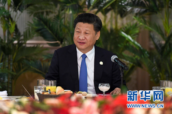 12月4日，國家主席習近平在約翰內斯堡集體會見13位非洲國家領導人。 新華社記者 謝環(huán)馳 攝