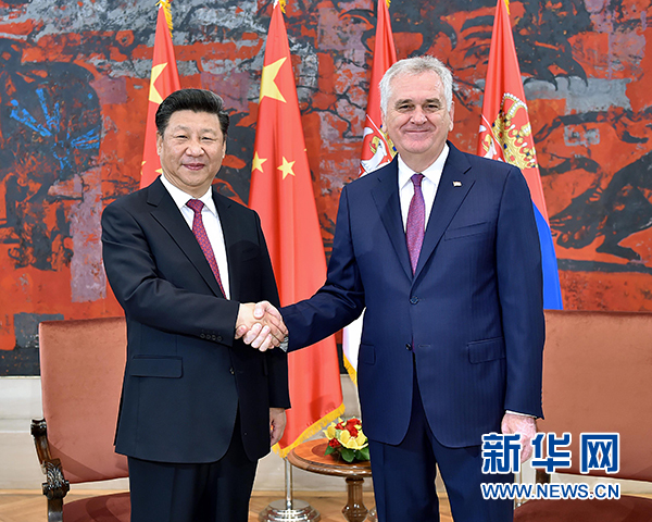 6月18日，國(guó)家主席習(xí)近平在貝爾格萊德同塞爾維亞總統(tǒng)尼科利奇舉行會(huì)談。 新華社記者 李濤 攝 