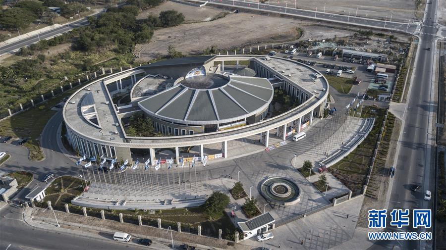 （新華全媒頭條&middot;圖文互動）（3）特稿：深化周邊友好　共促亞太繁榮&mdash;&mdash;寫在習近平主席出席亞太經(jīng)合組織第二十六次領導人非正式會議，對巴布亞新幾內(nèi)亞、文萊和菲律賓進行國事訪問并在巴新同建交太平洋島國領導人會晤之際