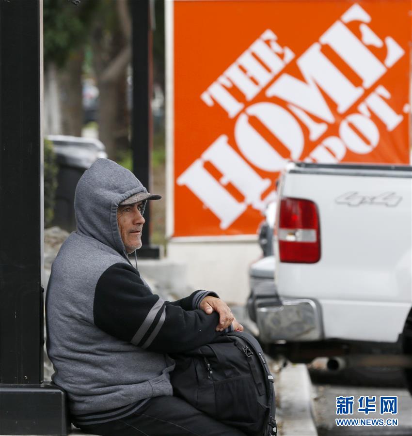 （國際&middot;圖文互動(dòng)）（3）通訊：&ldquo;根本沒有人在乎我們&rdquo;&mdash;&mdash;探訪美墨邊境墻邊的&ldquo;日工&rdquo;市場(chǎng)