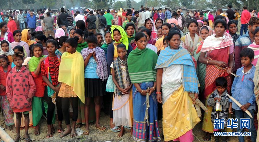 (國(guó)際)(1)印度假酒事件造成13人死亡