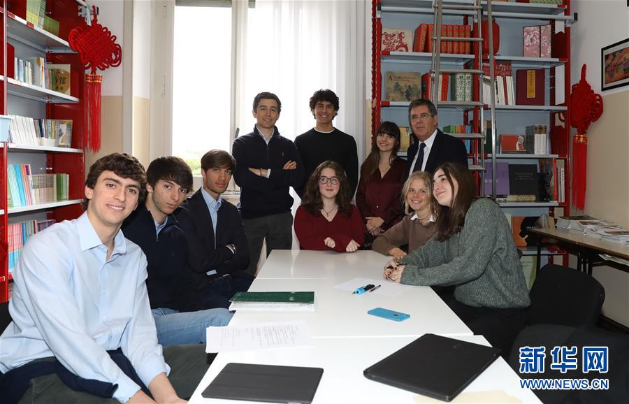 （國(guó)際&middot;出訪(fǎng)配合&middot;圖文互動(dòng)）（1）通訊：我們的夢(mèng)想里一定有中國(guó)&mdash;&mdash;意大利羅馬國(guó)立住讀學(xué)校師生熱議習(xí)近平主席回信