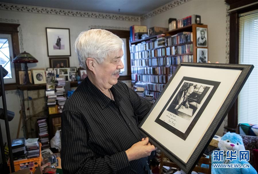 （國(guó)際&middot;圖文互動(dòng)）（3）通訊：一位美國(guó)音樂家的46年中國(guó)&ldquo;琴緣&rdquo;