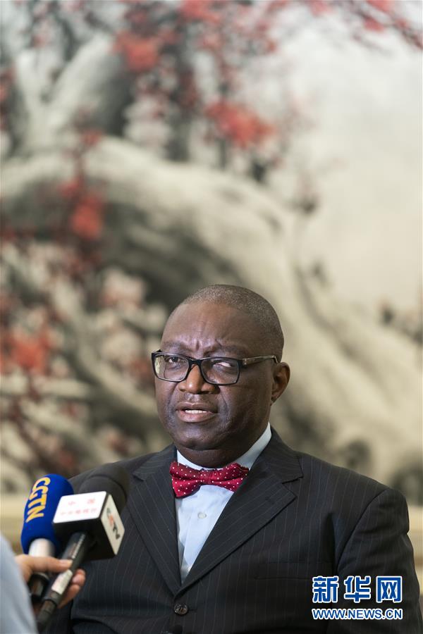 （圖文互動）（1）外方人士：美國挑起經(jīng)貿(mào)摩擦不得人心、損人害己