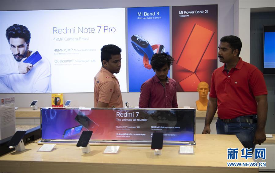 （習近平出訪配合稿&middot;圖文互動）（5）特稿：電影、瑜伽、智能手機&mdash;&mdash;中印兩個文明古國交往&ldquo;新故事&rdquo;