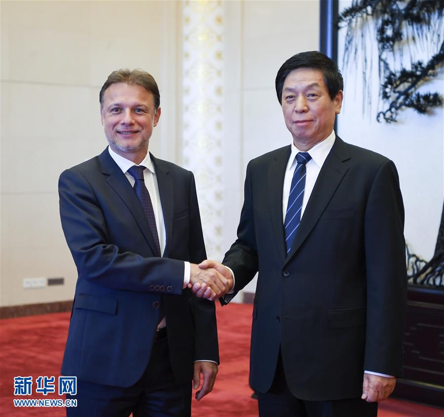 (時(shí)政)栗戰(zhàn)書會(huì)見克羅地亞議長揚(yáng)德羅科維奇