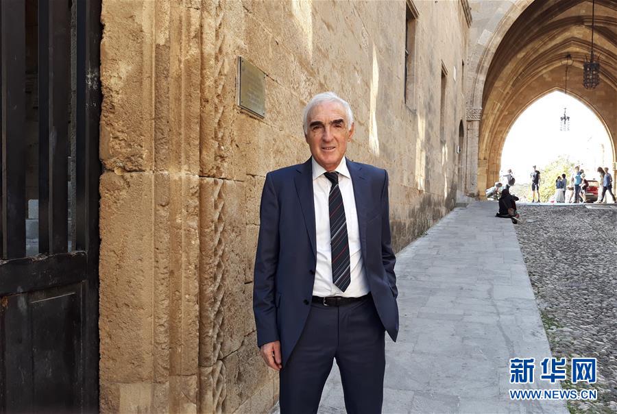 （習(xí)近平出訪配合稿&middot;圖文互動(dòng)）專訪：&ldquo;與習(xí)主席見面是我人生的獨(dú)特經(jīng)歷&rdquo;&mdash;&mdash;訪希臘羅德島愛琴海學(xué)院負(fù)責(zé)人斯庫(kù)爾托斯