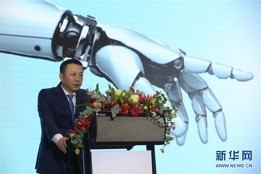 (國(guó)際)(1)華為表示愿助力烏克蘭數(shù)字化轉(zhuǎn)型