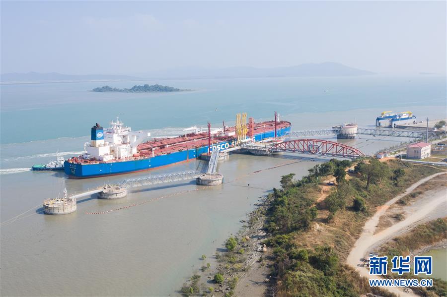 (習近平出訪配合稿·圖文互動)(3)通訊:為了中緬油氣管道的安全平穩(wěn)運行