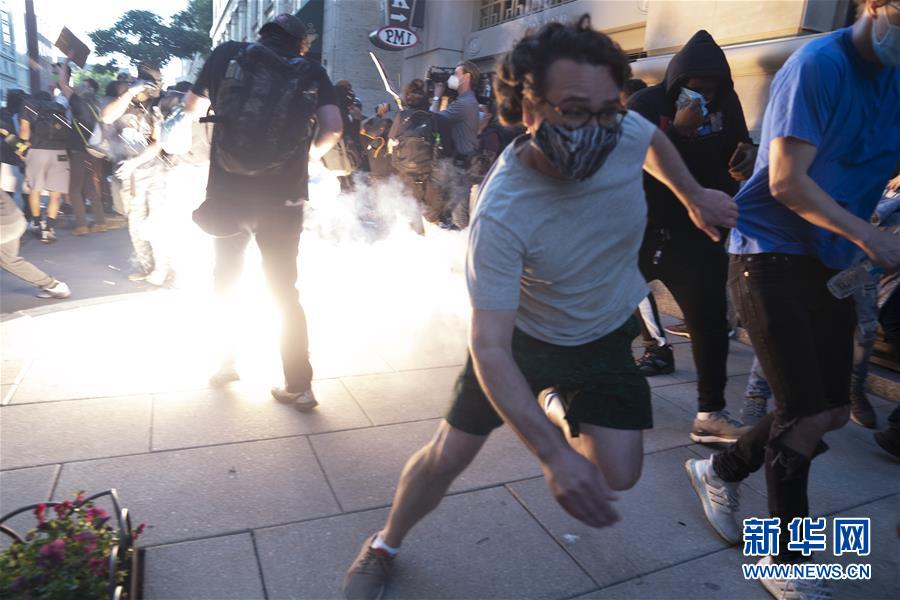 (國(guó)際)(5)華盛頓民眾抗議警察暴力執(zhí)法