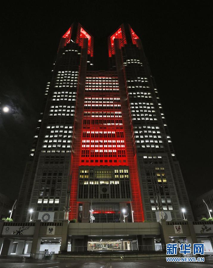 (國際疫情)(2)日本新冠確診病例達(dá)1.7萬 東京都首發(fā)“東京警報(bào)”