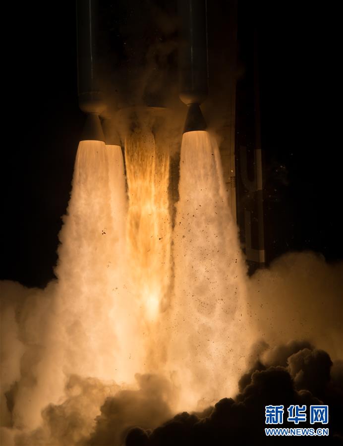 (國際)(9)美國發(fā)射“毅力”號(hào)火星車 將探索火星生命跡象