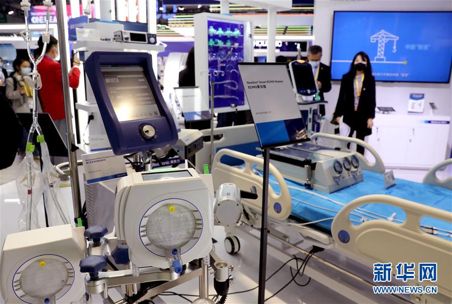 （第三屆進博會&middot;圖文互動）（10）新疫苗、新療法，進博會最&ldquo;火爆&rdquo;展區(qū)見聞