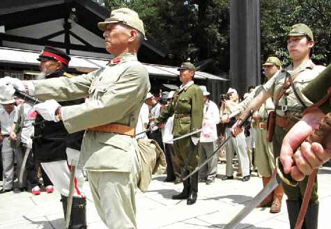 日本的未來正在被右翼綁架？