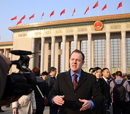 中國兩會(huì) 老外們都關(guān)注什么？