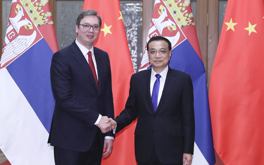 李克強(qiáng)會見塞爾維亞總理、當(dāng)選總統(tǒng)武契奇