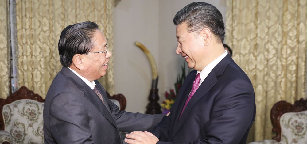 習(xí)近平會(huì)見老撾人民革命黨中央委員會(huì)前總書記、前國家主席朱馬里