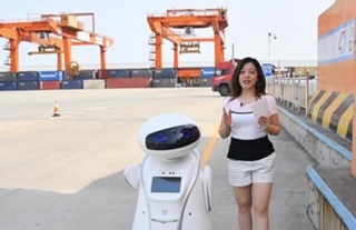 機(jī)器人帶你通關(guān)！青島與上合問(wèn)與答