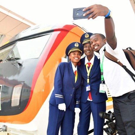 五年來，習近平這樣說中非合作