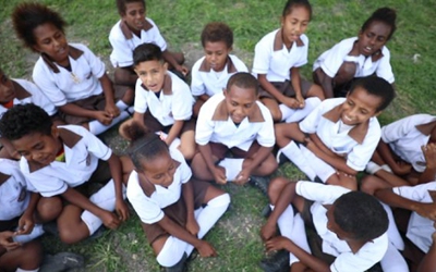 歡迎習(xí)主席！巴新兒童齊唱《茉莉花》