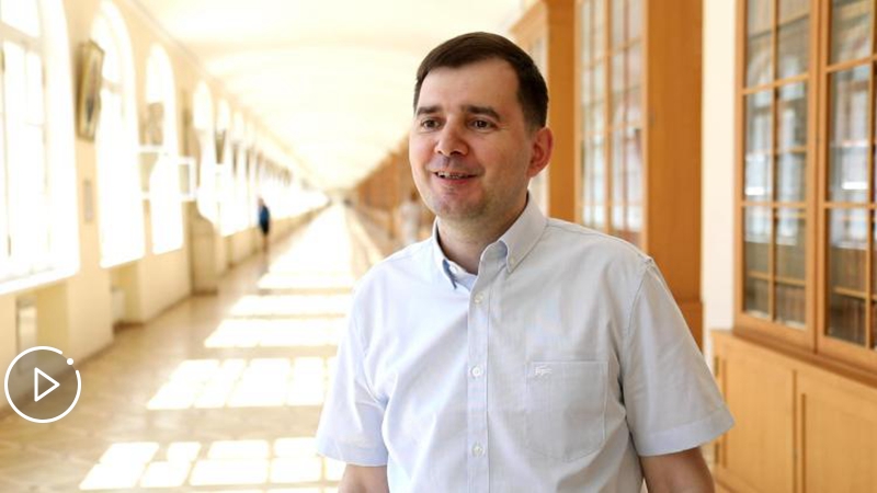 與習(xí)主席做校友，這感覺真棒！